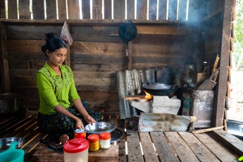 Cooking in Myanmar