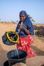 Collecting Water in Niger